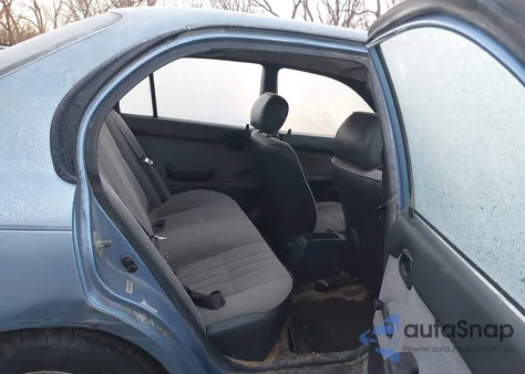 1996 Toyota Corolla z USA, uszkodzony, nr VIN 1NXBA02E9TZ453539